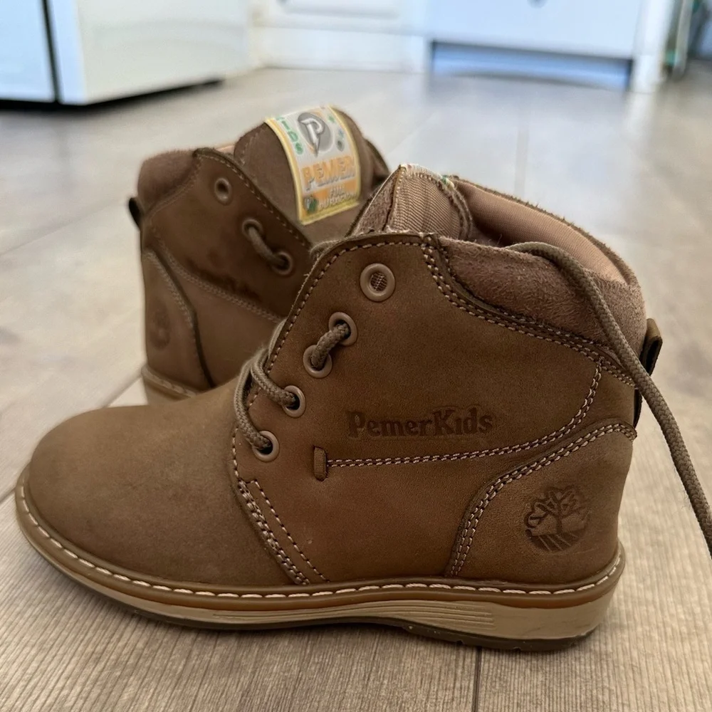 Vintage 90s Toddler Boy Boots EUC Size 4 Hand Crafted